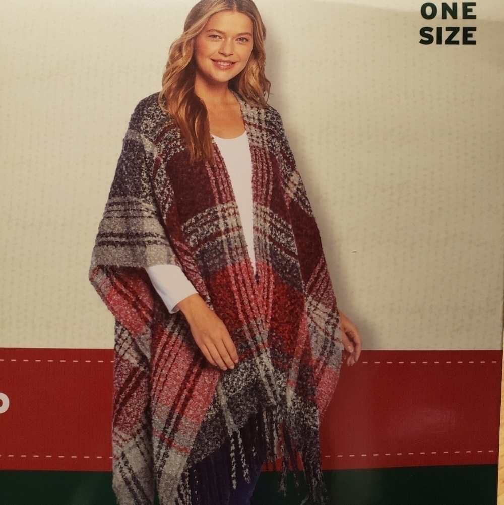NWT Woolrich Blanket Wrap Red, Gray, and Black Sz One Size